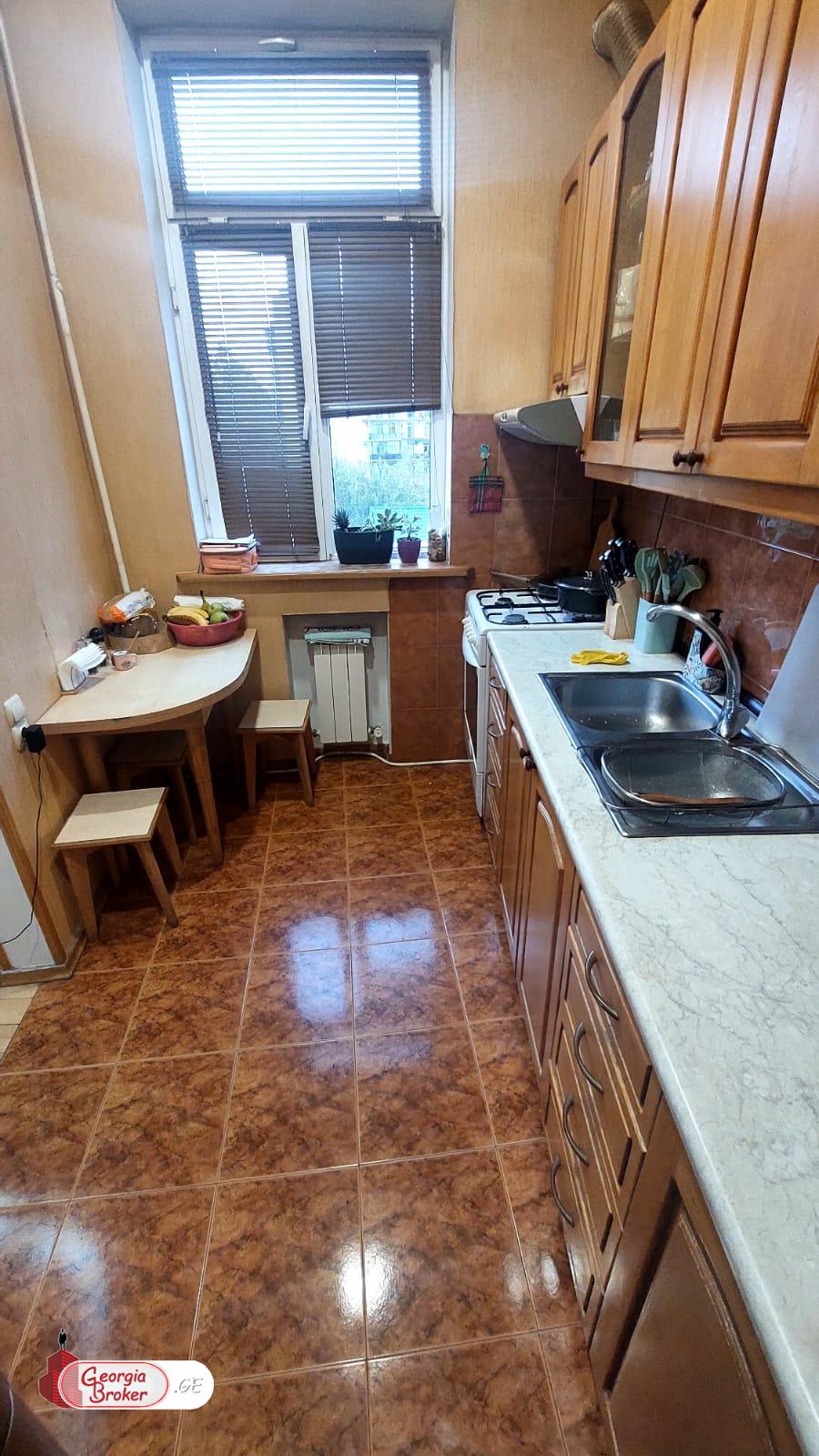 nearly repaired 5-room apartment for sale